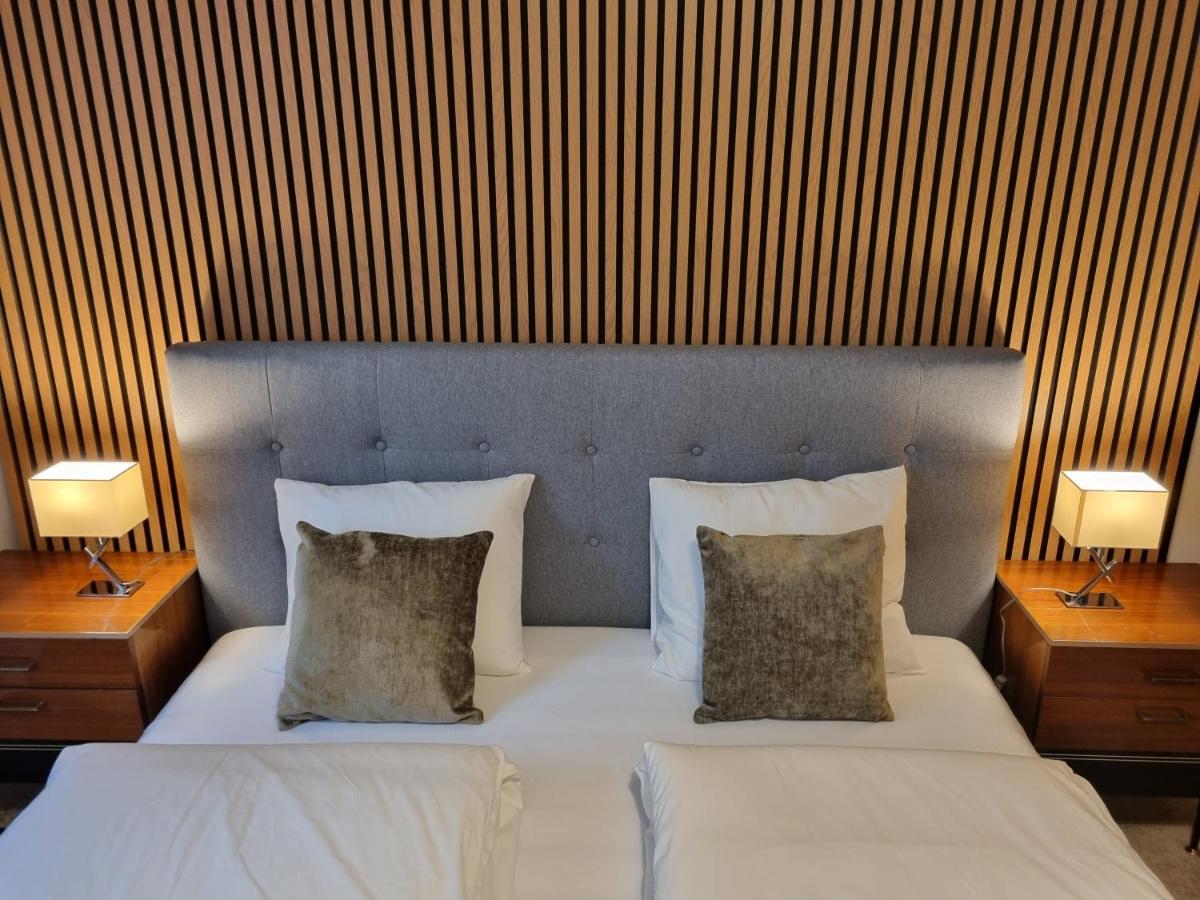 וינה Villa With Private Sauna And Jacuzzi, 8 Min From Schloss Schoebrunn מראה חיצוני תמונה